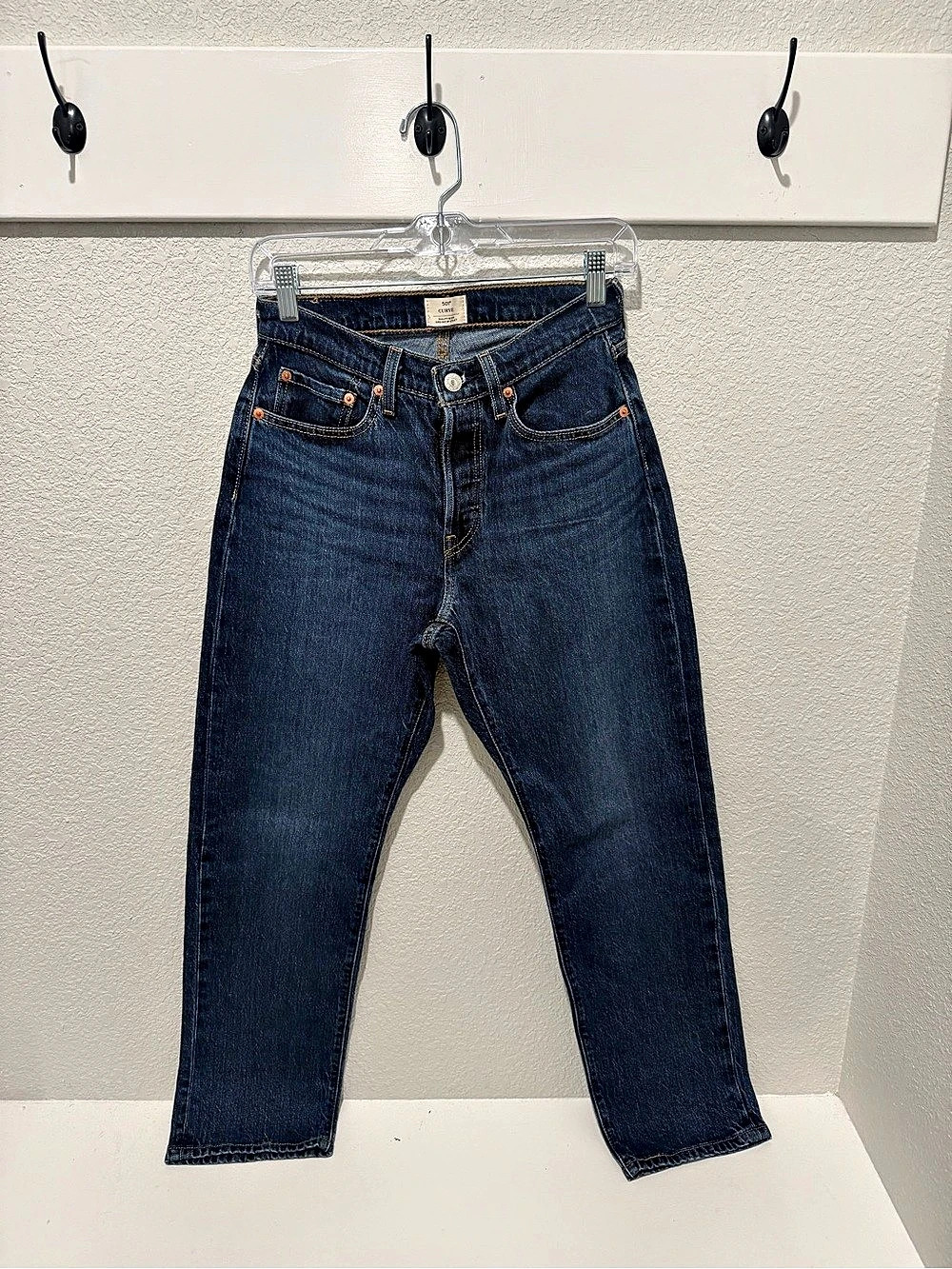Levi's 501 Curve Straight Leg Jeans in Blue Waist 27 Like New